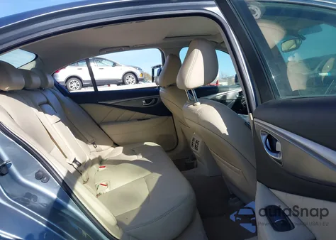 2015 Infiniti Q50 Premium z USA, uszkodzony, nr VIN JN1BV7AR1FM395178